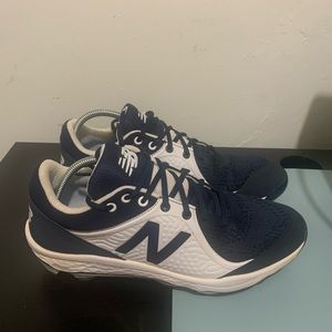 New Balance 3000 V5 Molded Baseball Shoe